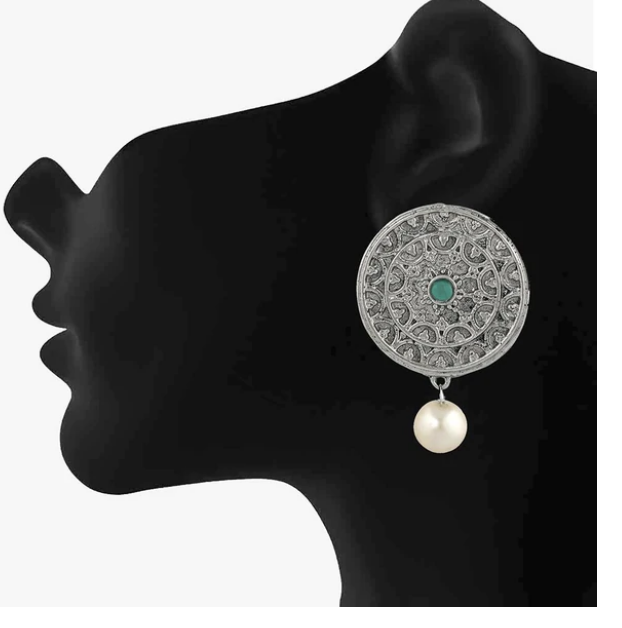 Green Kundan and Artificial Pearl Traditional Dangler Earrings